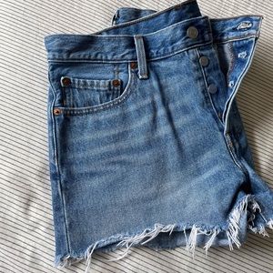 Levi’s 501 Original Denim Shorts Medium Wash